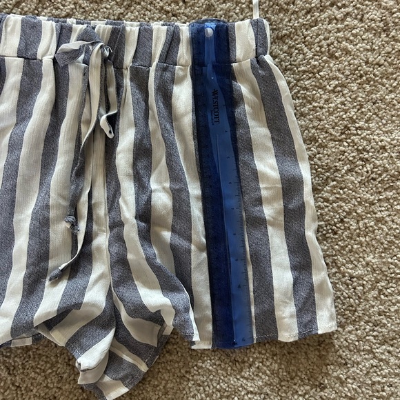 Cute Summer Set! - Picture 4 of 7